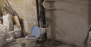 Демонтаж сантехкабины в панельном доме - цена от 1044 рублей | Сварной-Слв